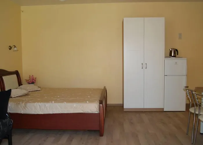 Vilafeja Private Courtyard House בית נופש *