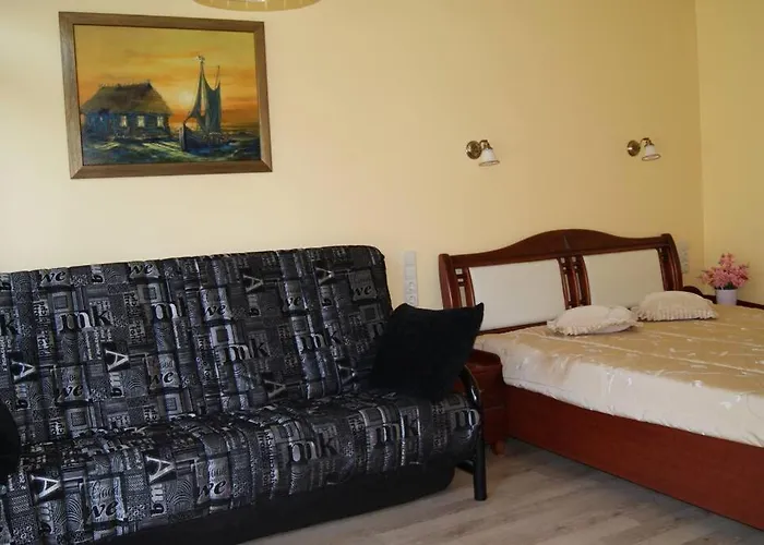 Vilafeja Private Courtyard House 帕兰加